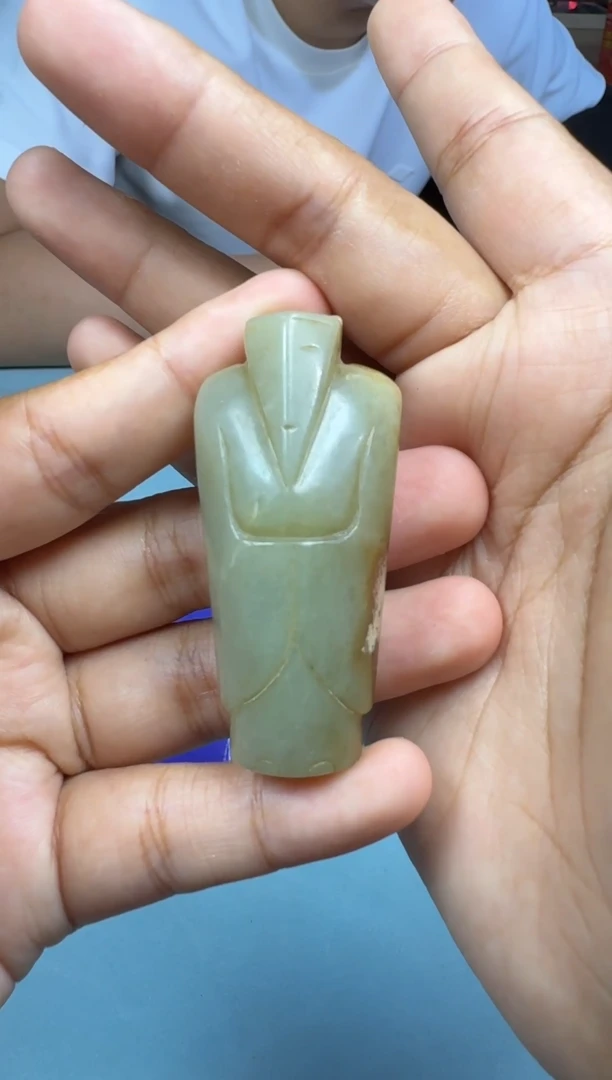 和田玉未镶嵌颈饰1