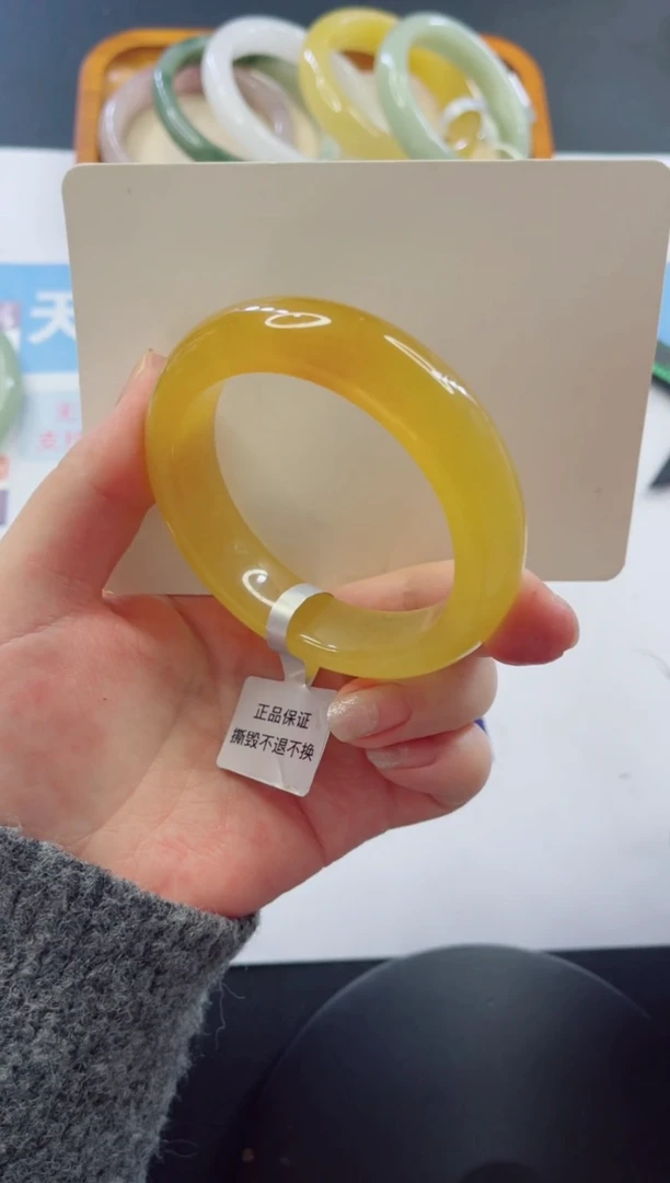 未镶嵌手镯石英质玉多样性发货A43