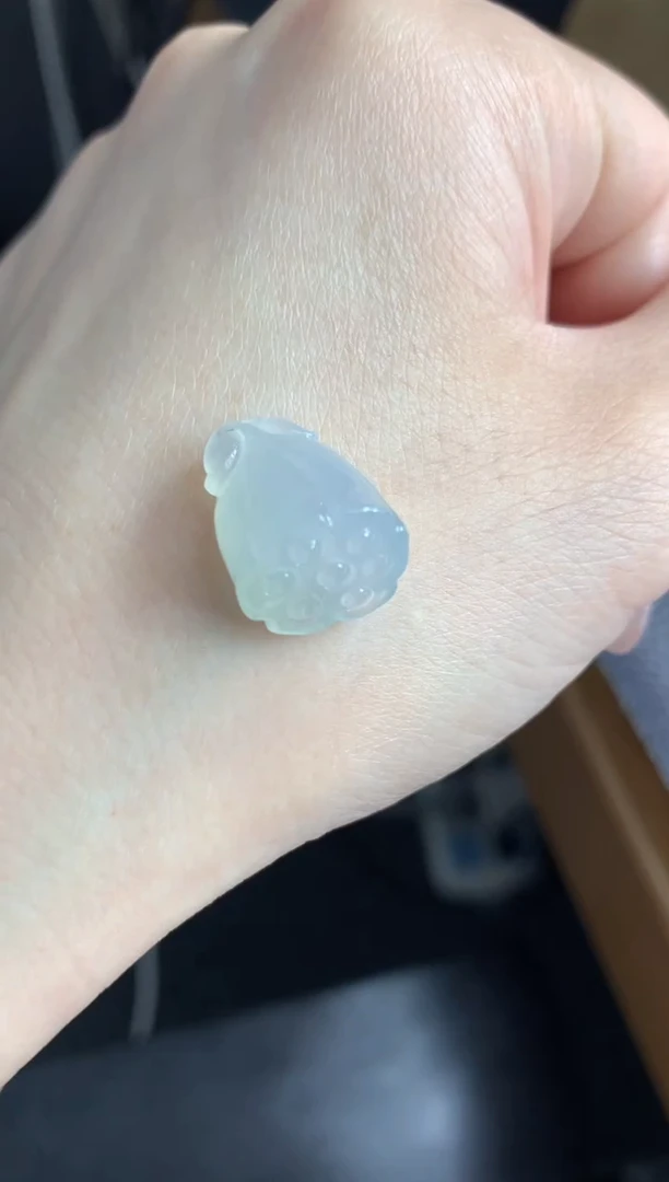 定制翡翠未镶嵌莲蓬