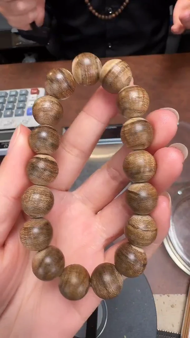 沉香手串野产区柬埔寨黑油软丝单圈1.3的16克+