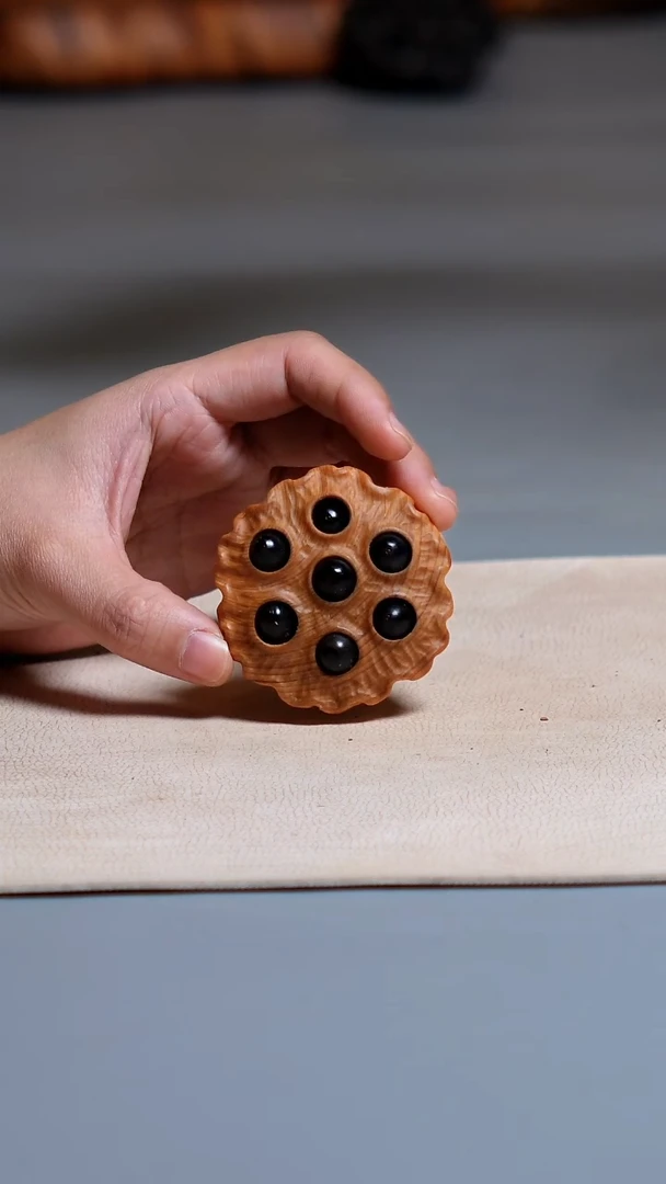 木崖柏小莲蓬B9858