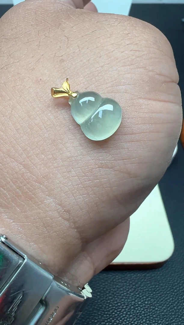 颈饰18K金镶嵌翡翠（43号链接）纯天然A货面翡翠葫芦吊坠