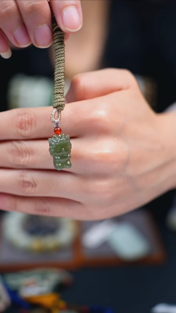 颈饰未镶嵌和田玉拍一发一 所见即所得