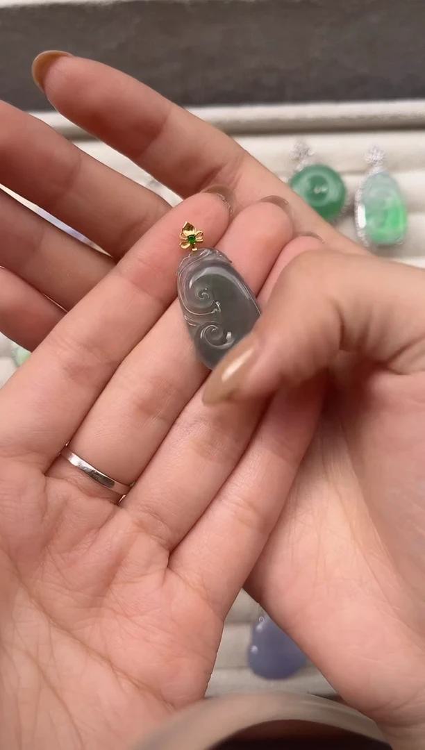 吊坠(不含链)18K金镶嵌翡翠翠小二缅甸翡翠严选H1