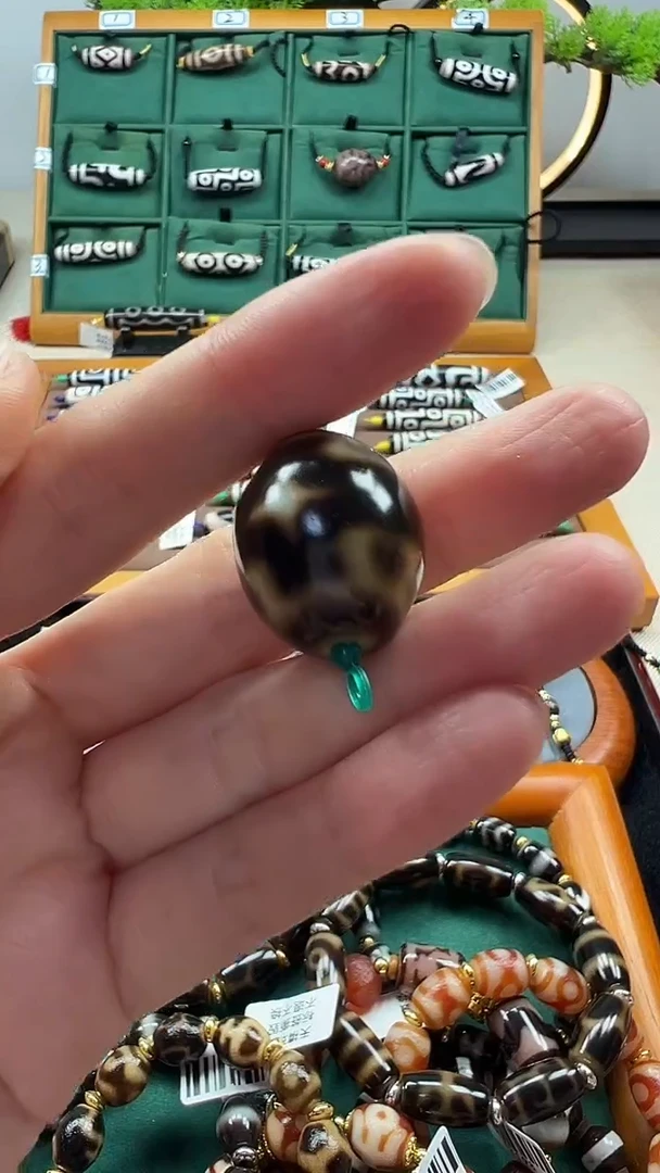 玛瑙/玉髓（覆膜）颈饰未镶嵌34.（微瑕随机发货）