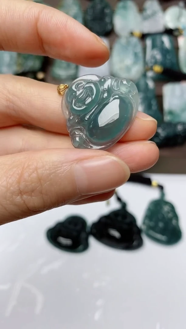 翡翠未镶嵌颈饰多样性一件发货