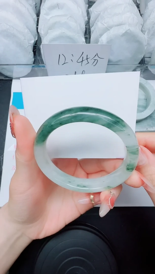 石英质玉手镯未镶嵌2/59.1