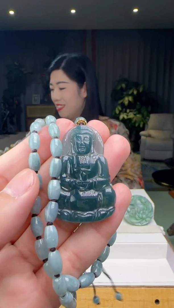 【闪购商品】翡翠吊坠(赠链)未镶嵌多样性发一XM@@JYYWL00025A
