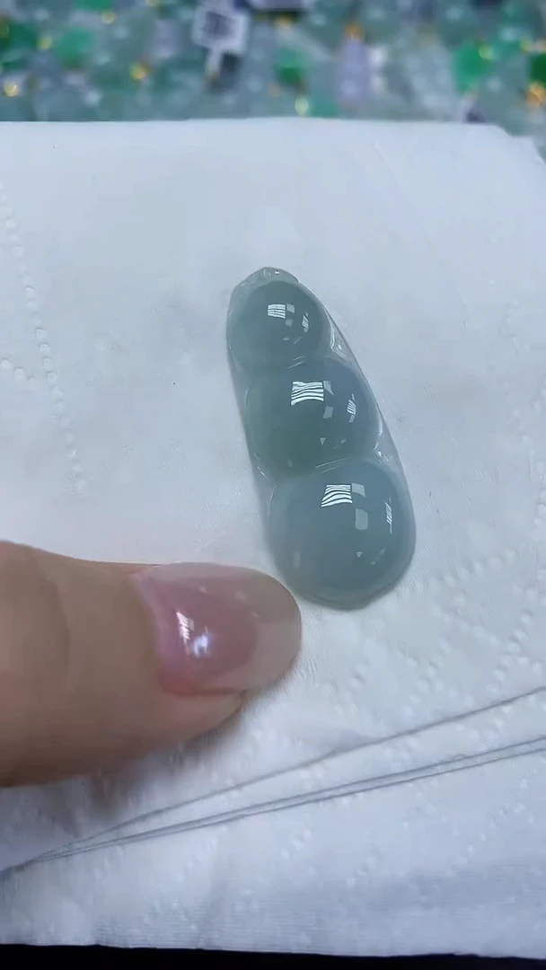 翡翠未镶嵌颈饰天然缅甸翡翠A货