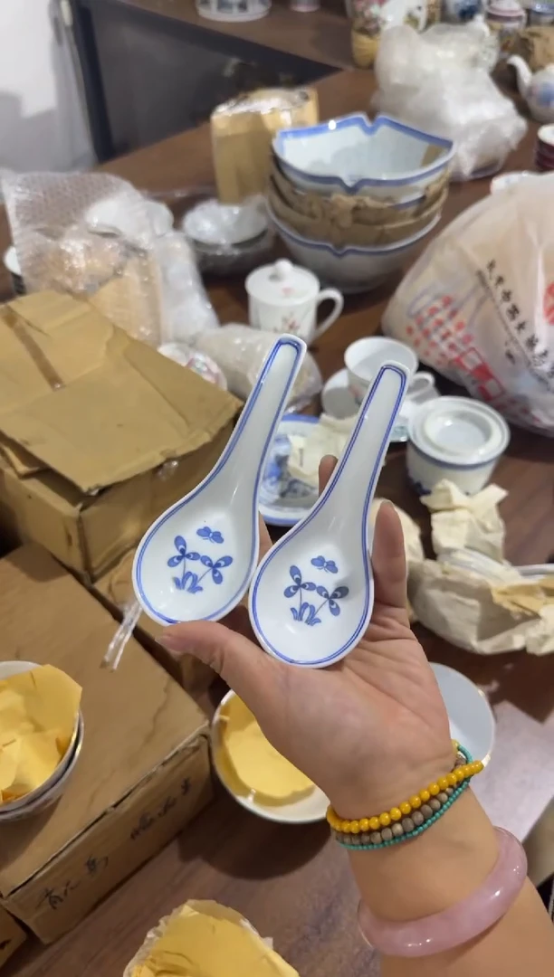 摆件可**圆勺子两个一组有瑕请慎拍