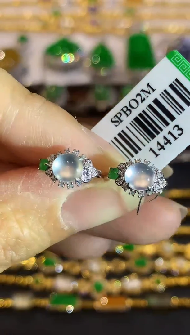 翡翠18K金镶嵌耳饰CM多样性发其一