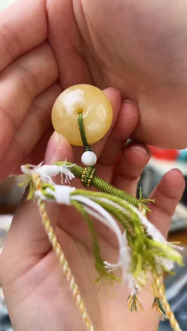 未镶嵌琥珀裸石琥珀蜜蜡吊坠