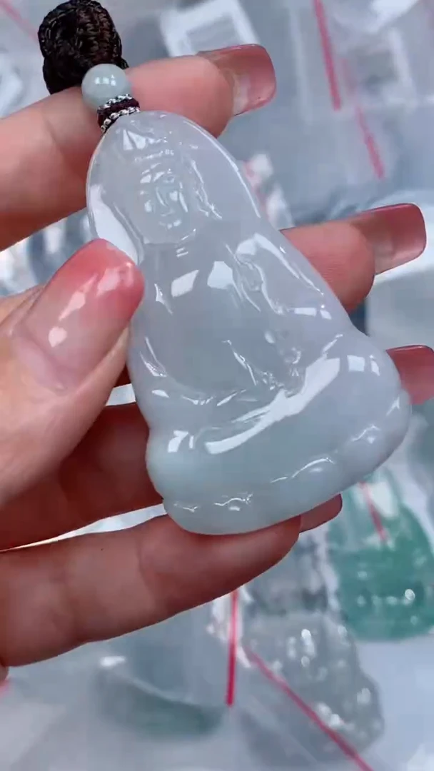 翡翠未镶嵌颈饰吊坠