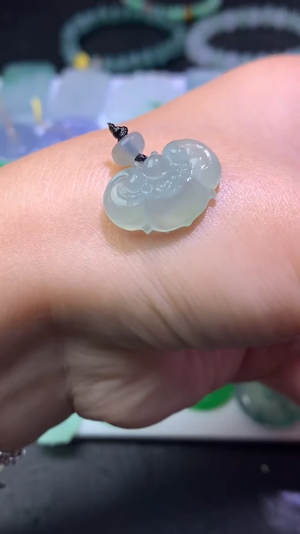 未镶嵌定制翡翠毛货