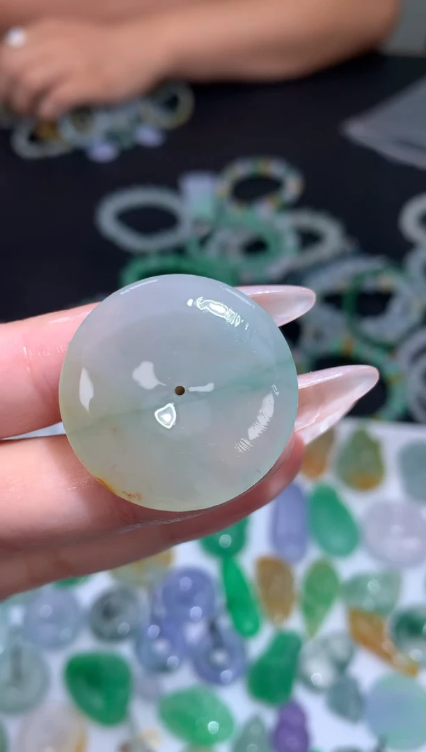 未镶嵌定制翡翠平安扣