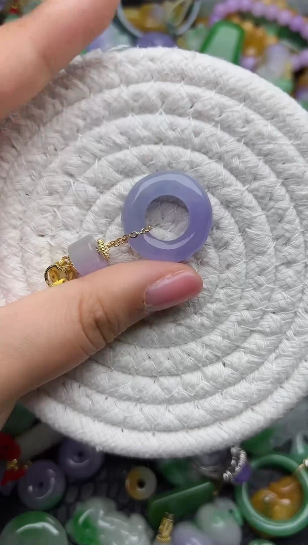 颈饰未镶嵌翡翠缅甸翡翠吊坠