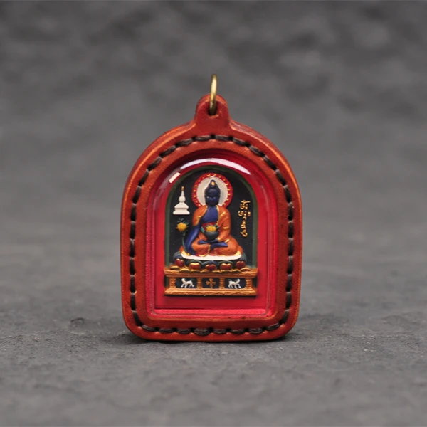 【千佛万像】纯手工制作红泥手工上色双面药师佛皮壳擦擦吊坠