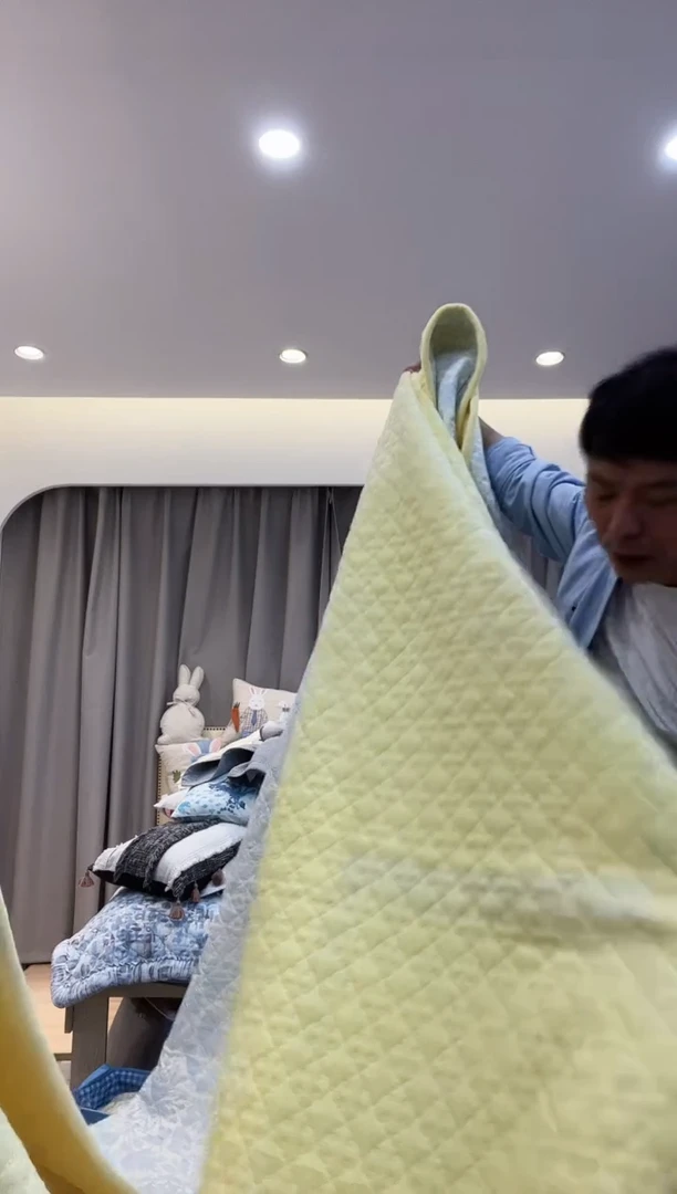 棉棉D15     床垫210*230