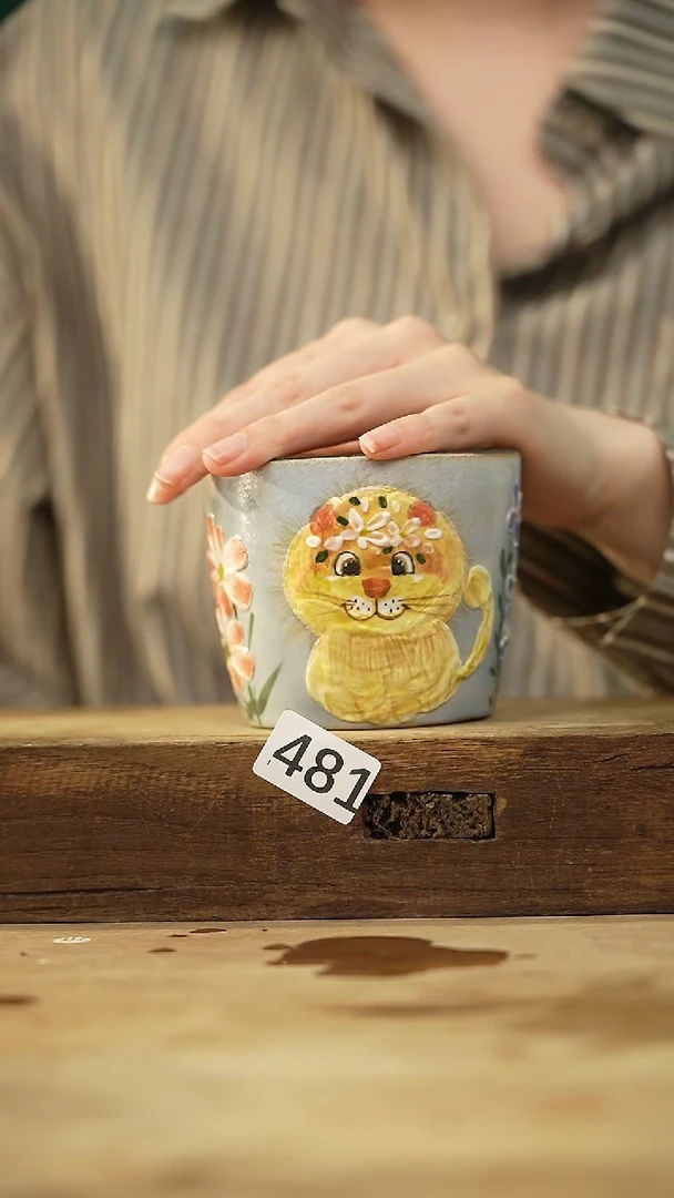 瓷片新品 设计师手作款 手绘手握杯