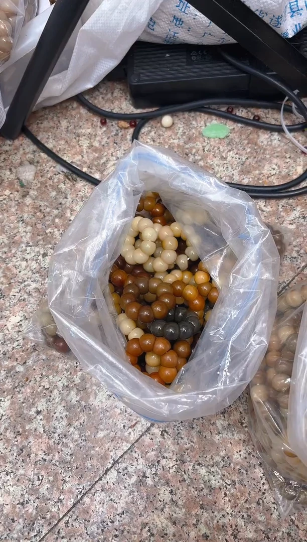 吊坠菩提根/象牙果混色手捻颜色随机一条