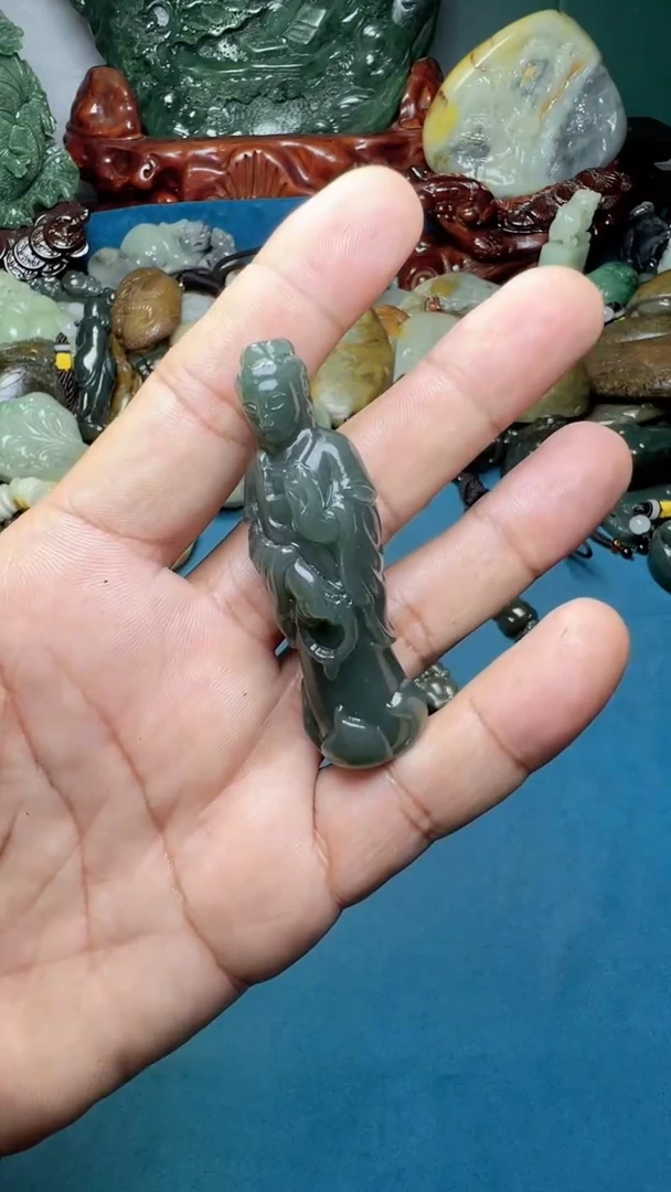 和田玉未镶嵌挂件-