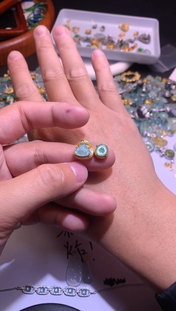 【闪购商品】翡翠吊坠(不含链)银S925镶嵌1