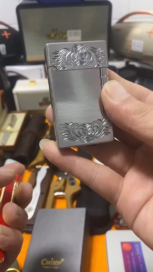 瓷片闪购商品 如图所示