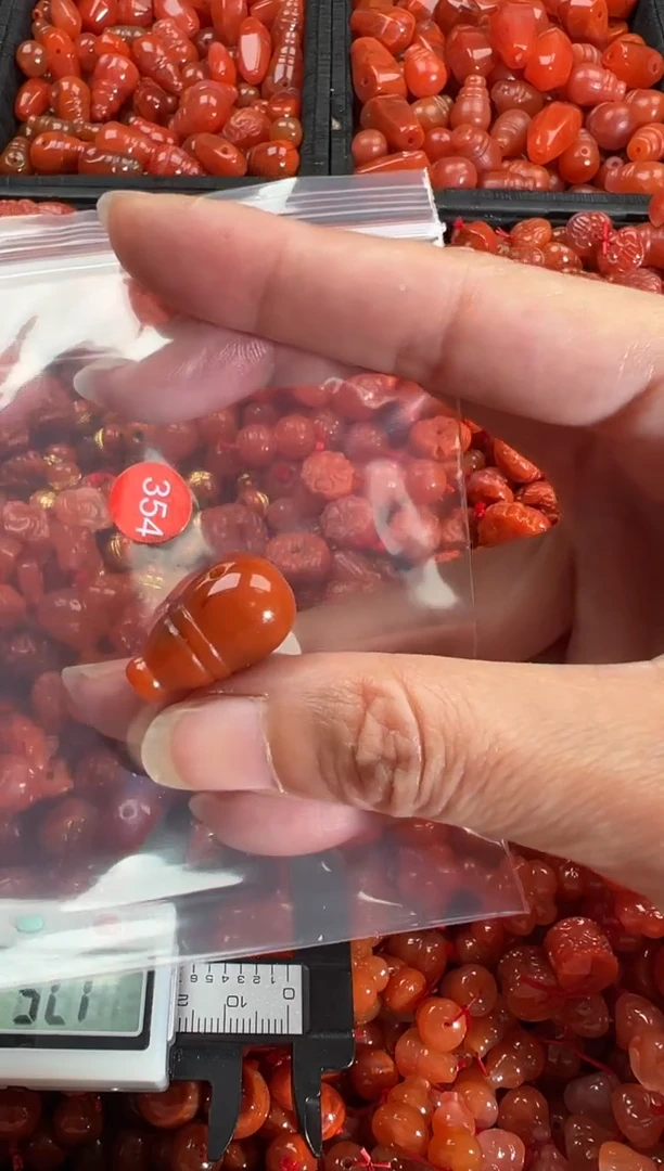 【闪购商品】南红玛瑙颈饰未镶嵌1