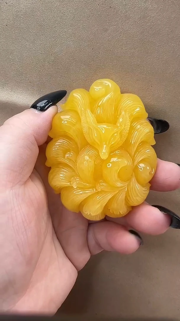 琥珀颈饰未镶嵌吊坠