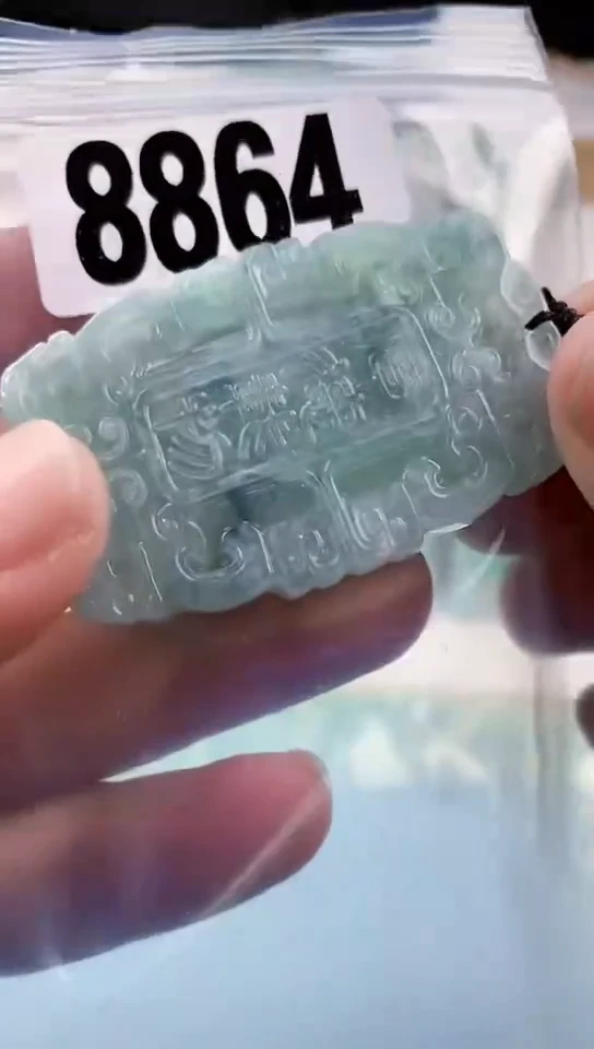 【闪购商品】翡翠挂件未镶嵌天然翡翠吊坠挂件