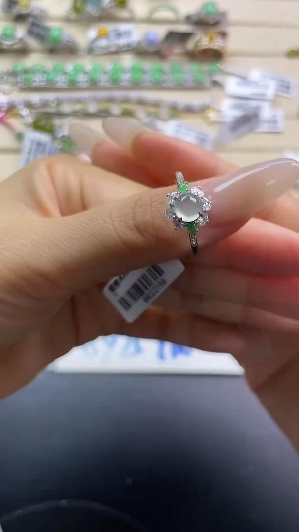 银S925镶嵌戒指翡翠翡翠 蛋面 银S925镶嵌