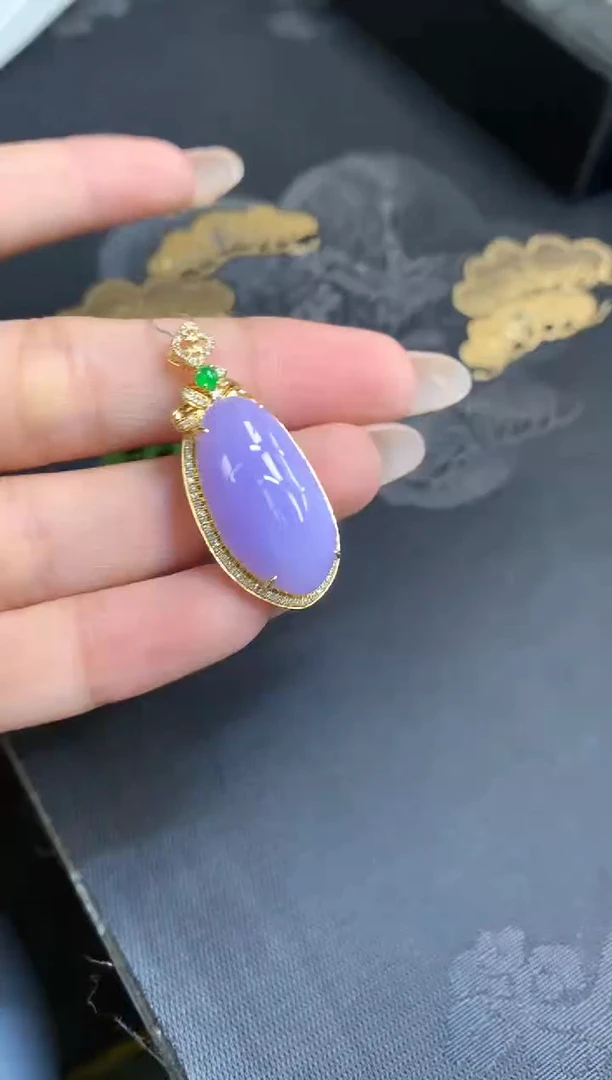 翡翠18K金镶嵌吊坠(不含链)福瓜
