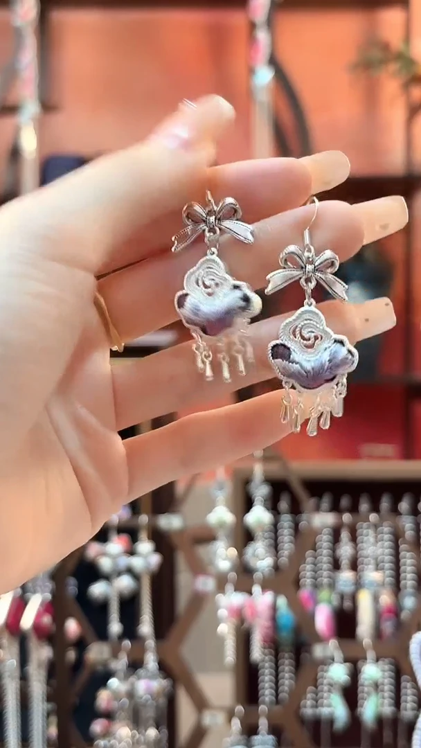 织绣云织谣民族风精美饰品   110