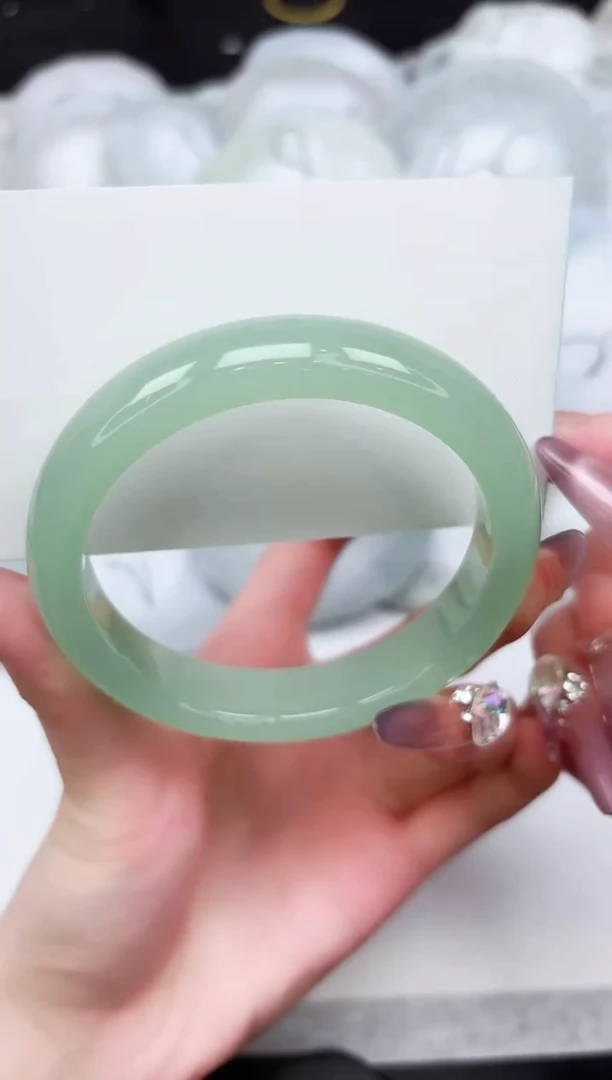 石英质玉手镯未镶嵌50-60.6