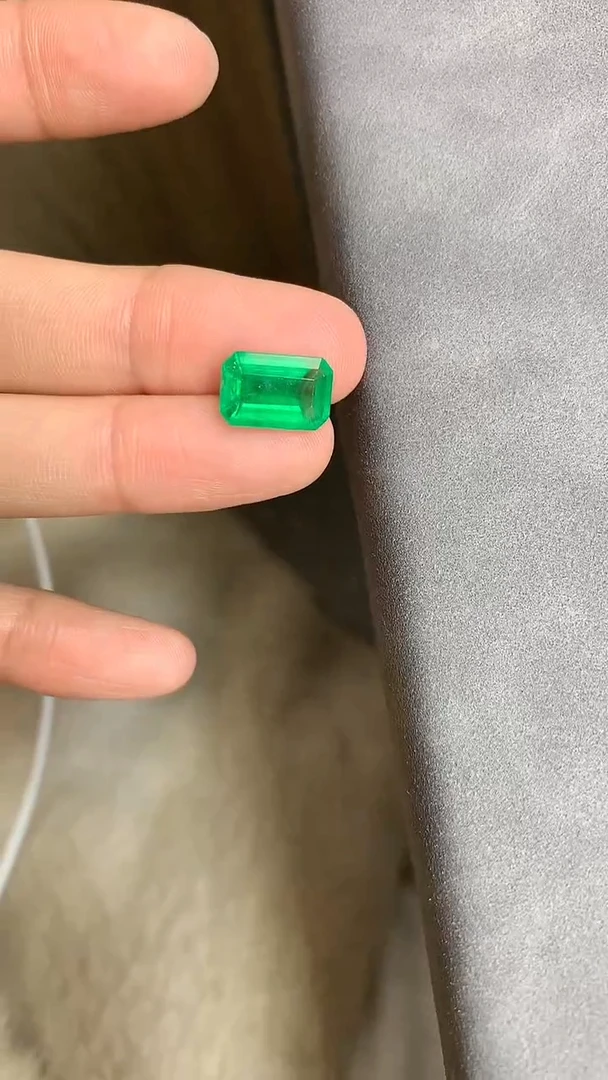 【闪购商品】祖母绿裸石未镶嵌祖母绿裸石2.88ct