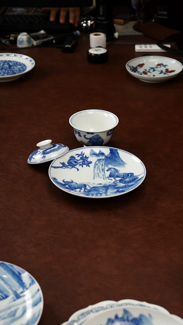 十二生肖套组盖碗加壶承·