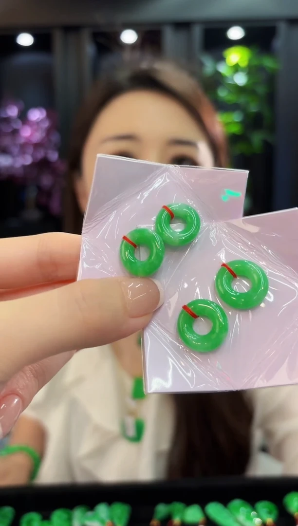 未镶嵌翡翠耳饰新 含小耳包/多样性发货/一对