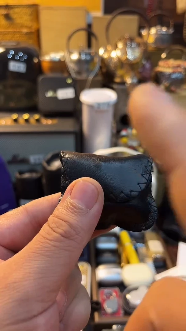 瓷片闪购商品 如图所示