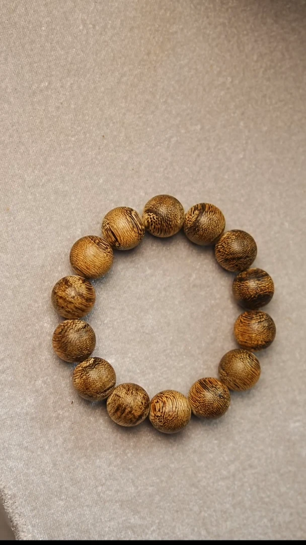 沉香手串文莱软丝蛇皮纹单圈16mm   03264