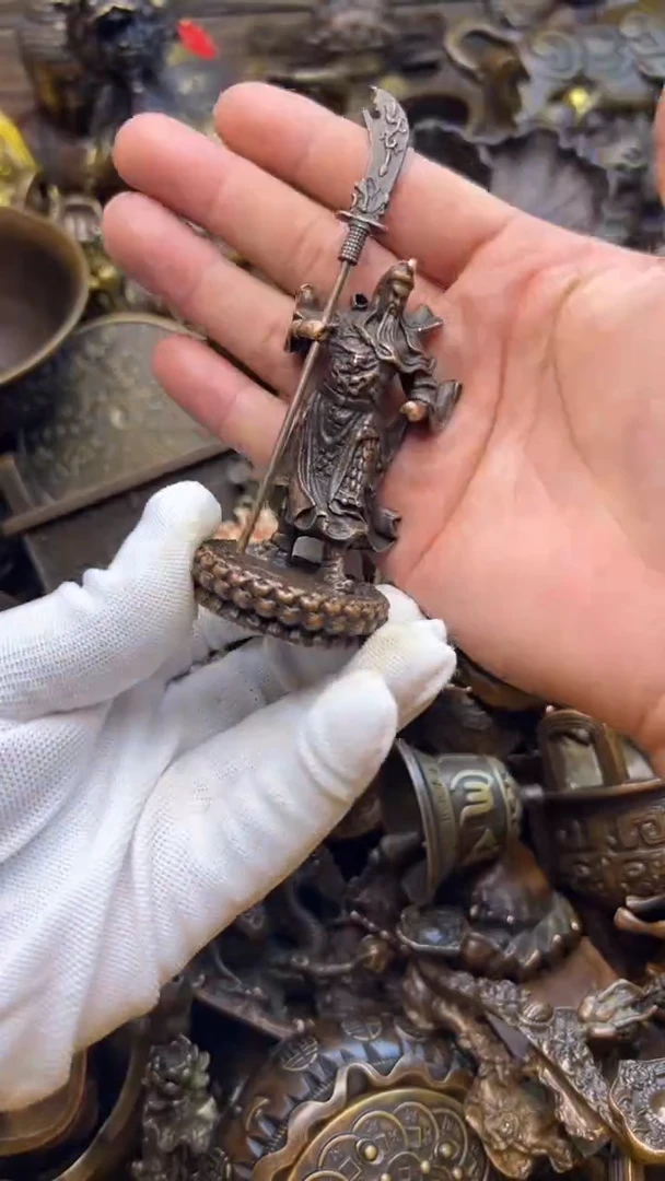 精美铜器，点击下单