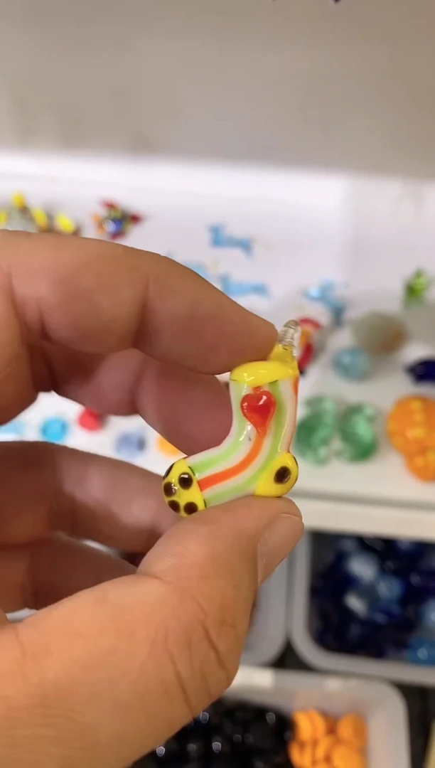 琉璃手工艺品挂钩袜子