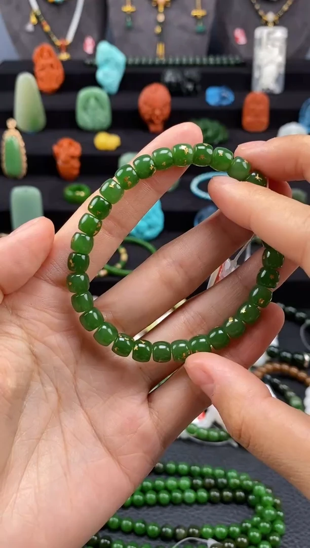 手串未镶嵌和田玉7mm碧玉洒极限弧手串