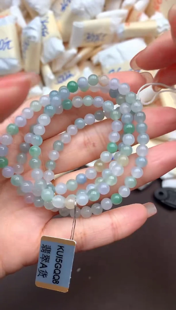 翡翠挂件未镶嵌一