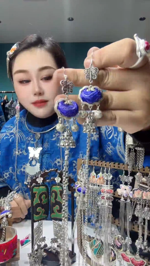 【闪购商品】刺绣纯手工苗绣非遗耳环