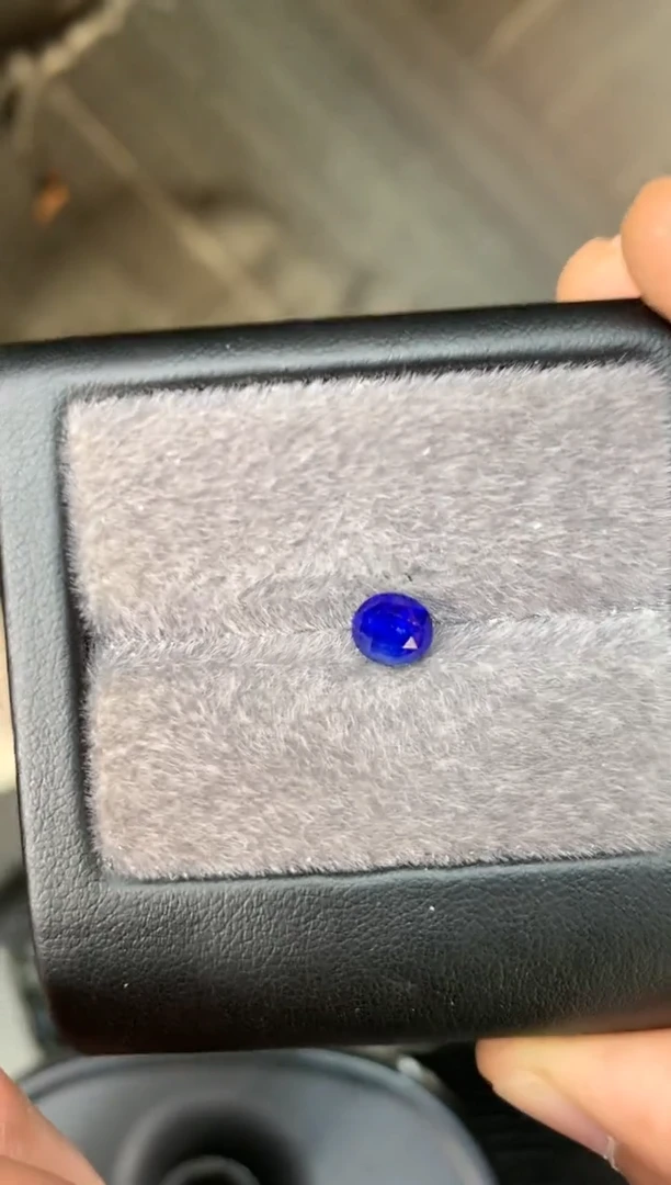 【闪购商品】定制蓝宝石裸石未镶嵌1.53ct 兰卡老烧蓝宝石