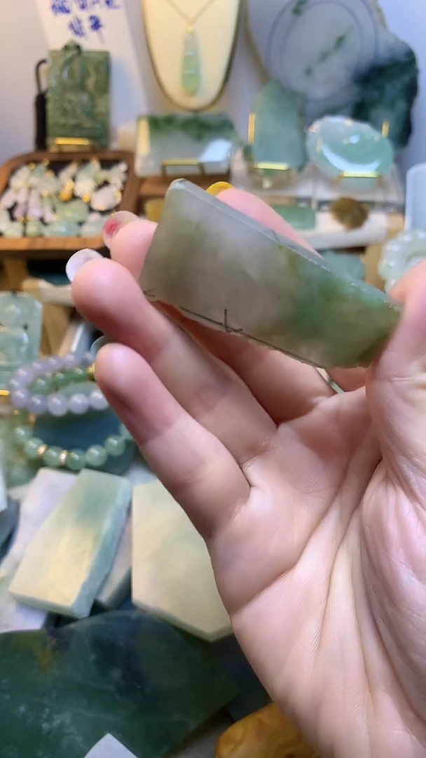 未镶嵌挂件翡翠 缅甸A货翡翠，没有运费险