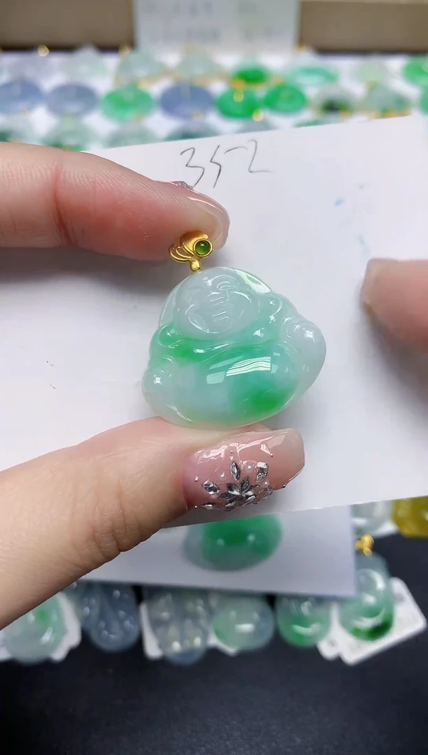 颈饰未镶嵌翡翠天然缅甸翡翠A货翡翠百元以上9元证书费自理