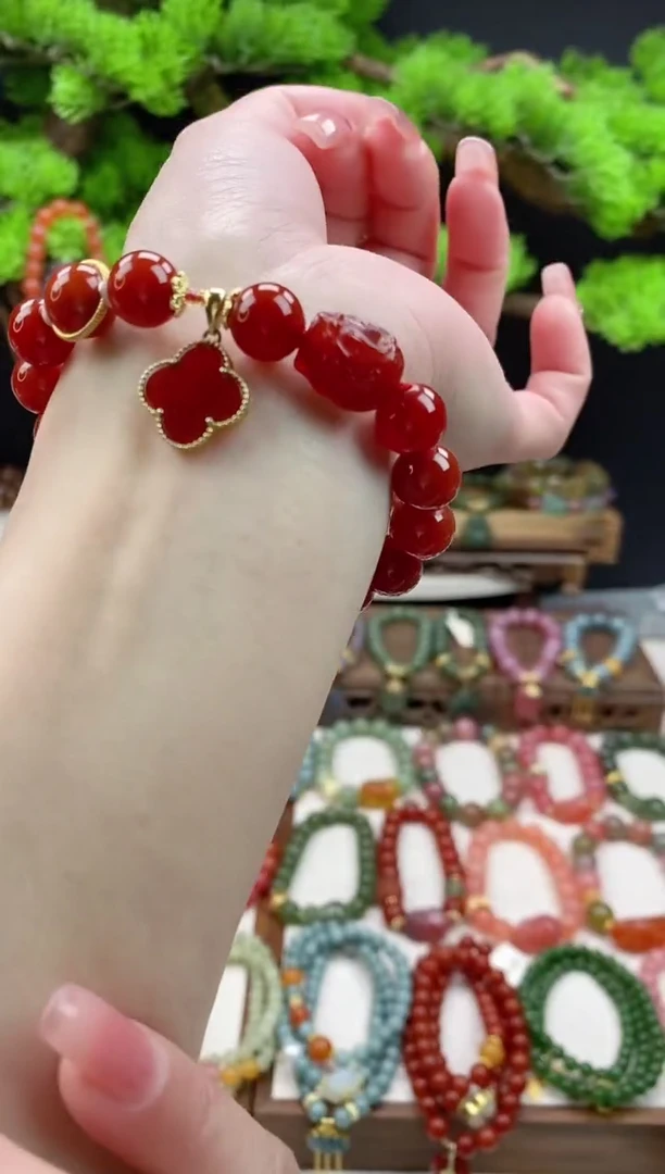 【闪购商品】玛瑙手饰未镶嵌四叶草