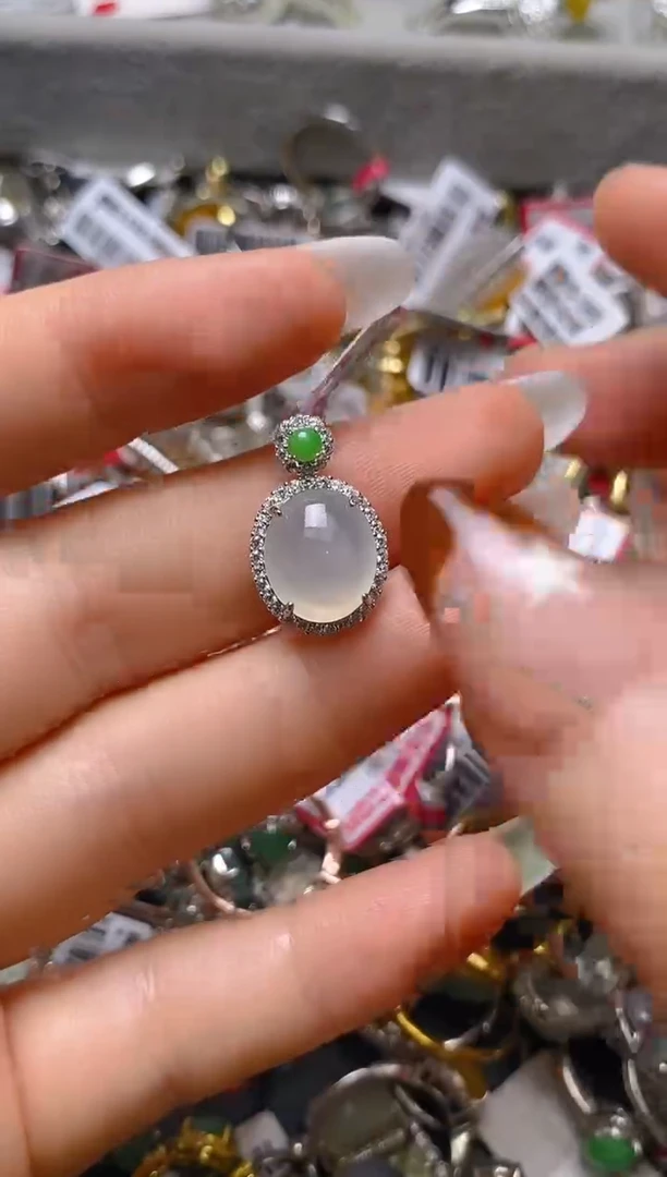 银S925镶嵌戒指翡翠百内无证书