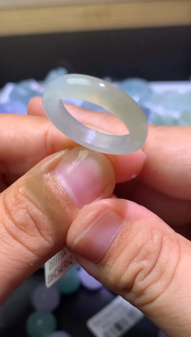 未镶嵌定制翡翠毛货